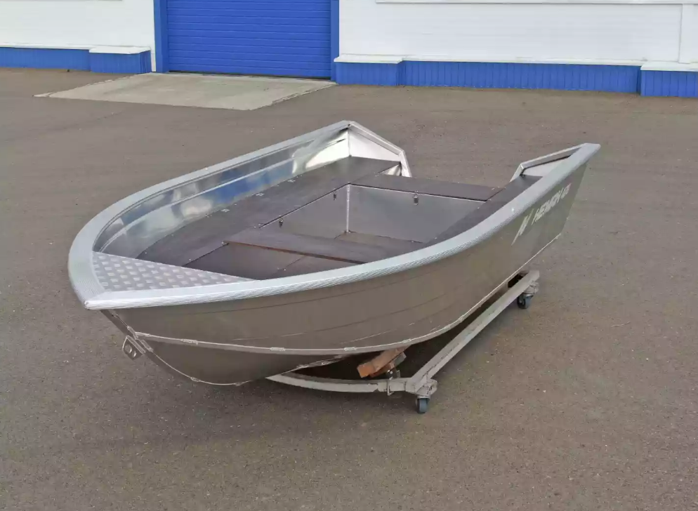 Алюминиевая лодка  Неман-420 в Подольске