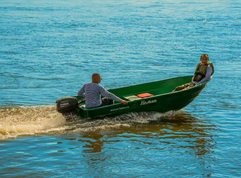 Стеклопластиковая лодка Neman-340 (тримаран) в Подольске