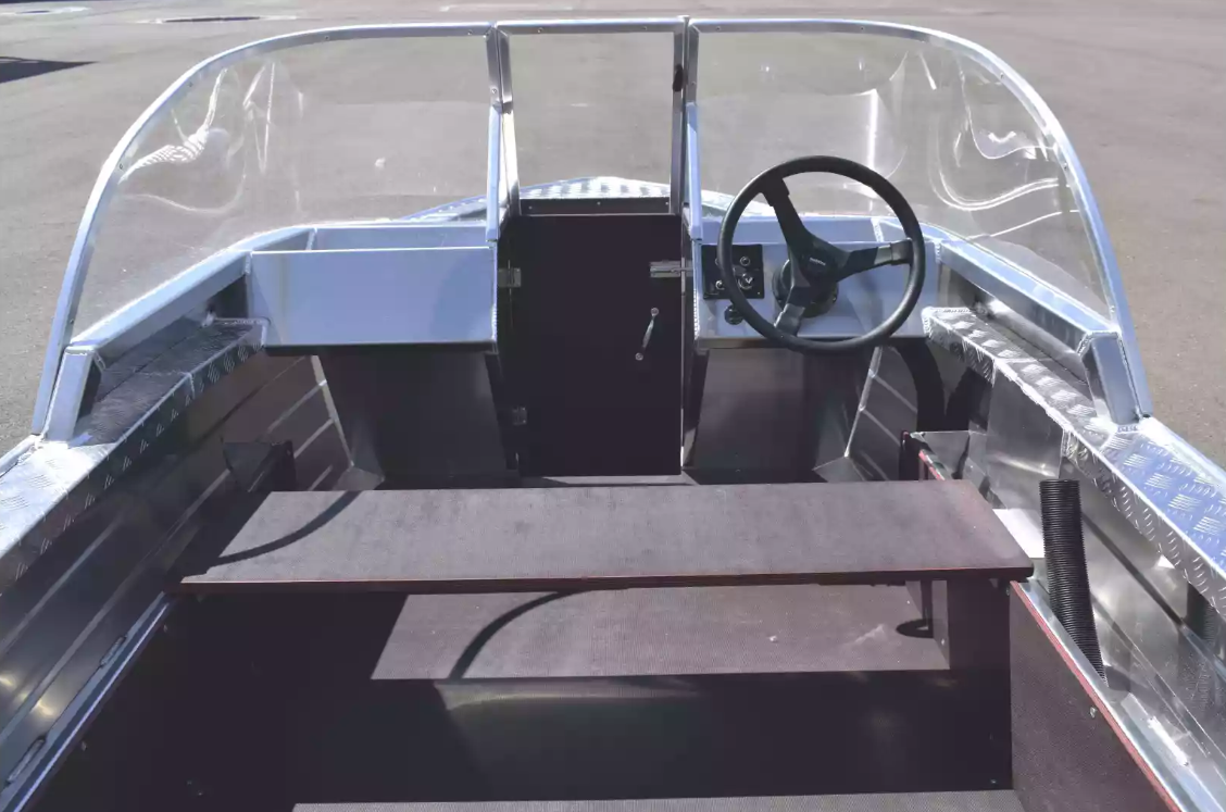 Алюминиевая лодка Wyatboat-390 DCM в Подольске