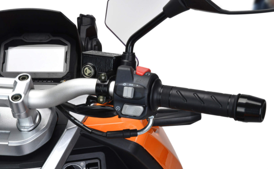 Скутер MOTOLAND (МОТОЛЕНД) T-MAX 150 в Подольске