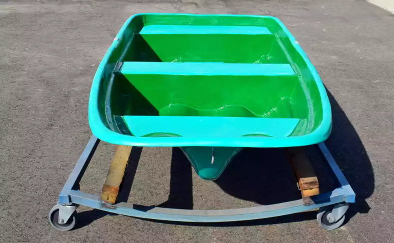 Стеклопластиковая лодка Старт (тримаран) в Подольске