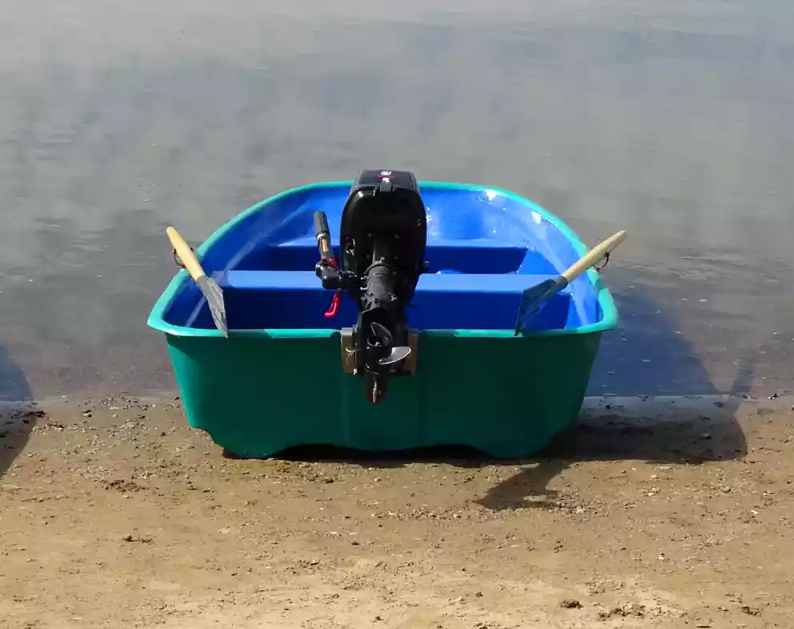 Стеклопластиковая лодка Старт (тримаран) в Подольске