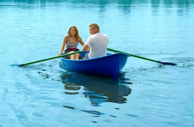 Стеклопластиковая лодка Дельфин в Подольске