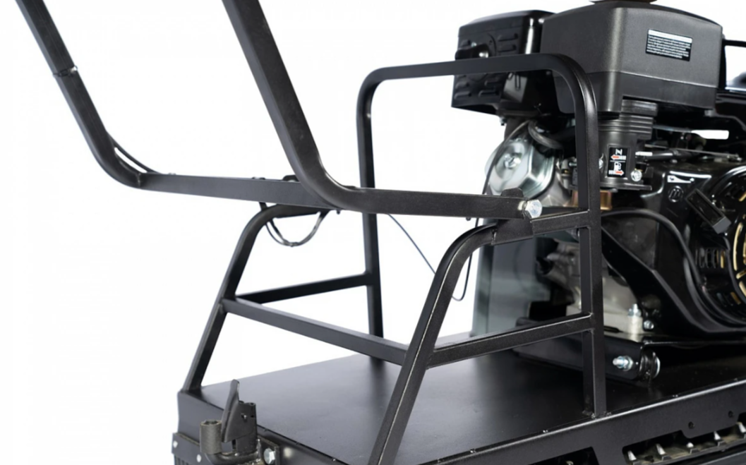 Мотобуксировщик БУРЛАК-M2 LFS 15 л.с. с эл/зап (передний привод, склизы) в Подольске