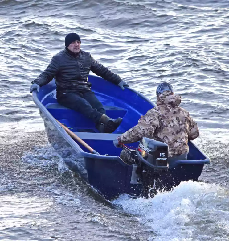 Стеклопластиковая лодка Neman-340 (тримаран) в Подольске