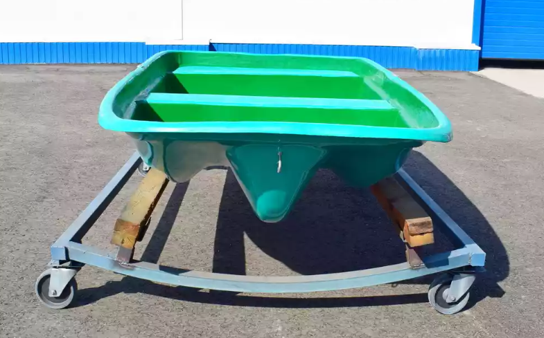 Стеклопластиковая лодка Старт (тримаран) в Подольске