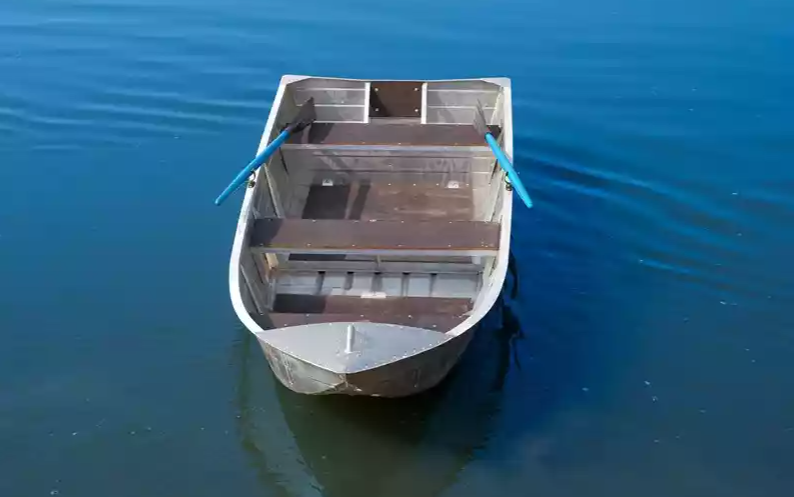 Алюминиевая лодка Вятка-Профи 37 в Подольске