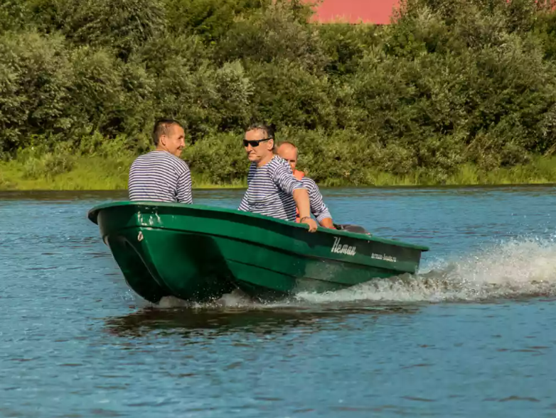 Стеклопластиковая лодка Neman-340 (тримаран) в Подольске