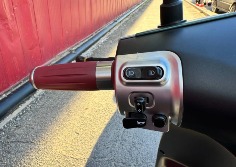 Скутер PROMAX Miami 240 (49) в Подольске