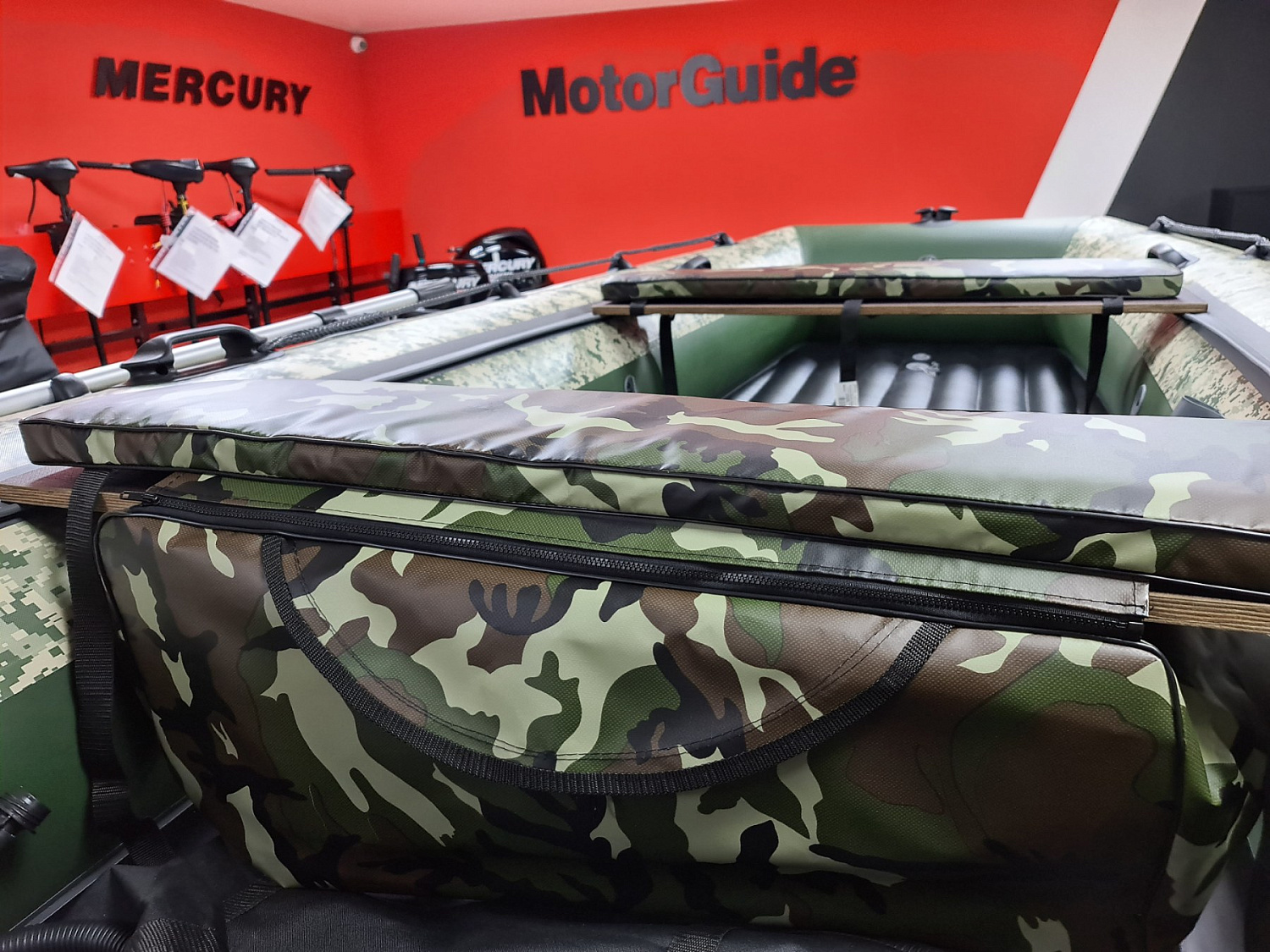 КОМПЛЕКТ МЯГКИХ НАКЛАДОК С СУМКОЙ ДЛЯ ЛОДОК 105Х20 КАМУФЛЯЖ в Подольске