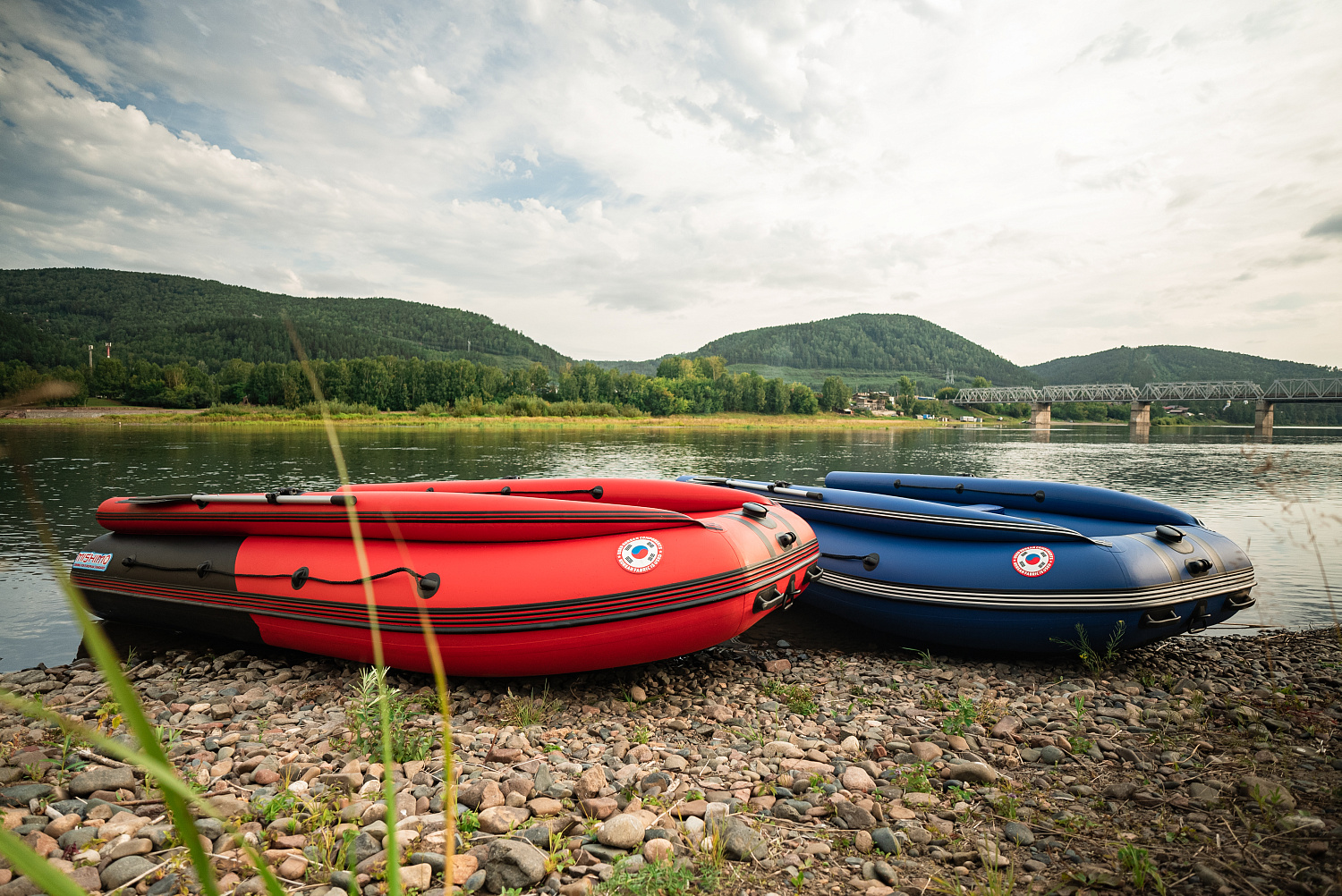 Лодка MISHIMO RIVER FJET PRO 400 под водомет в Подольске