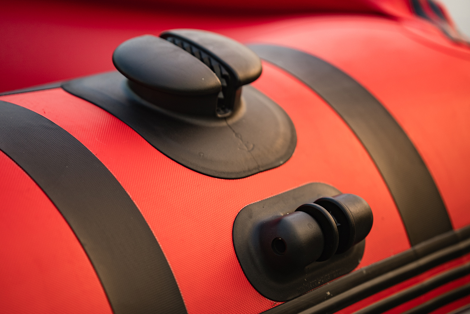 Лодка MISHIMO RIVER FJET PRO 400 под водомет в Подольске