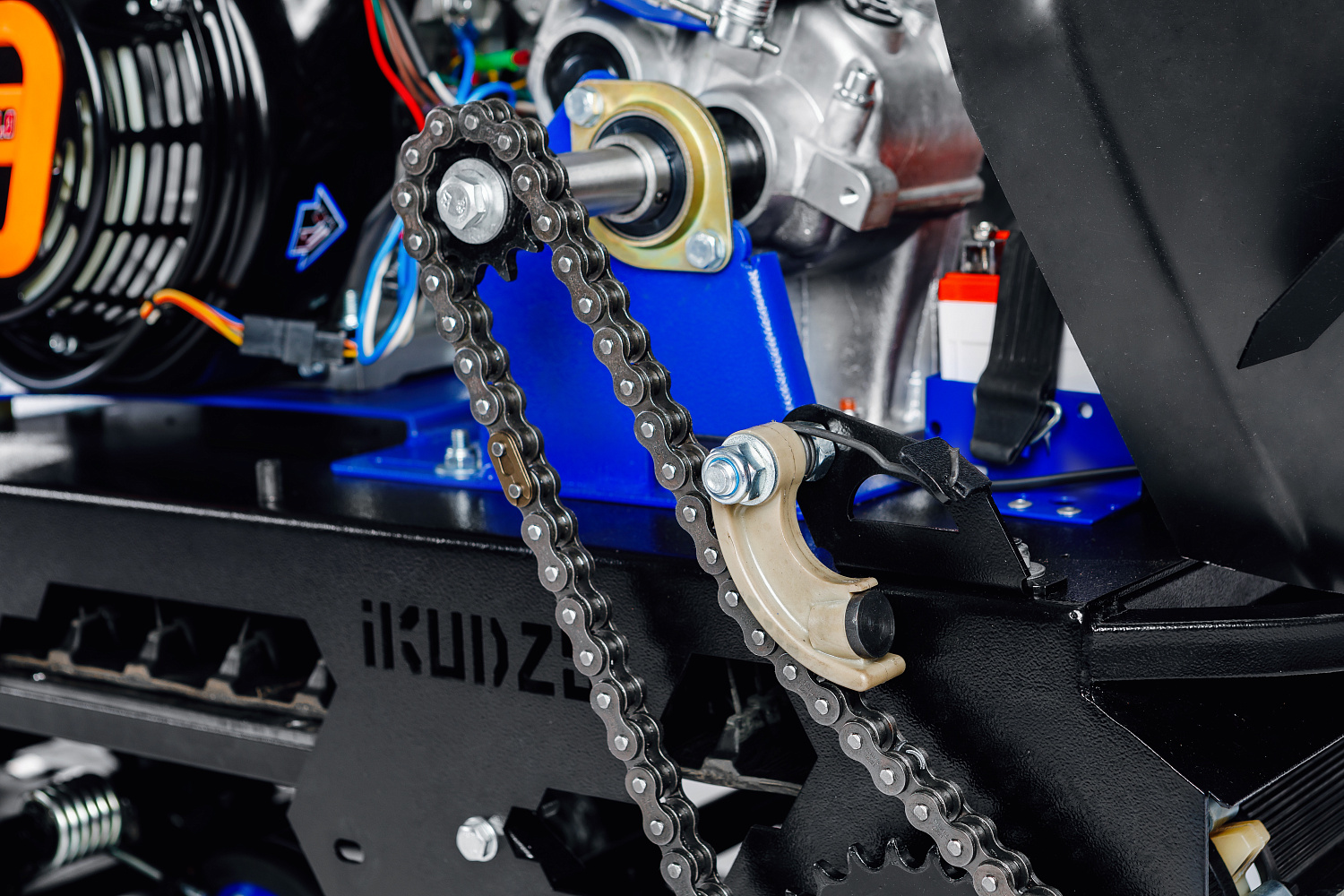 МОТОБУКСИРОВЩИК IKUDZO LONG 2.0 1700/500 EKR19 в Подольске