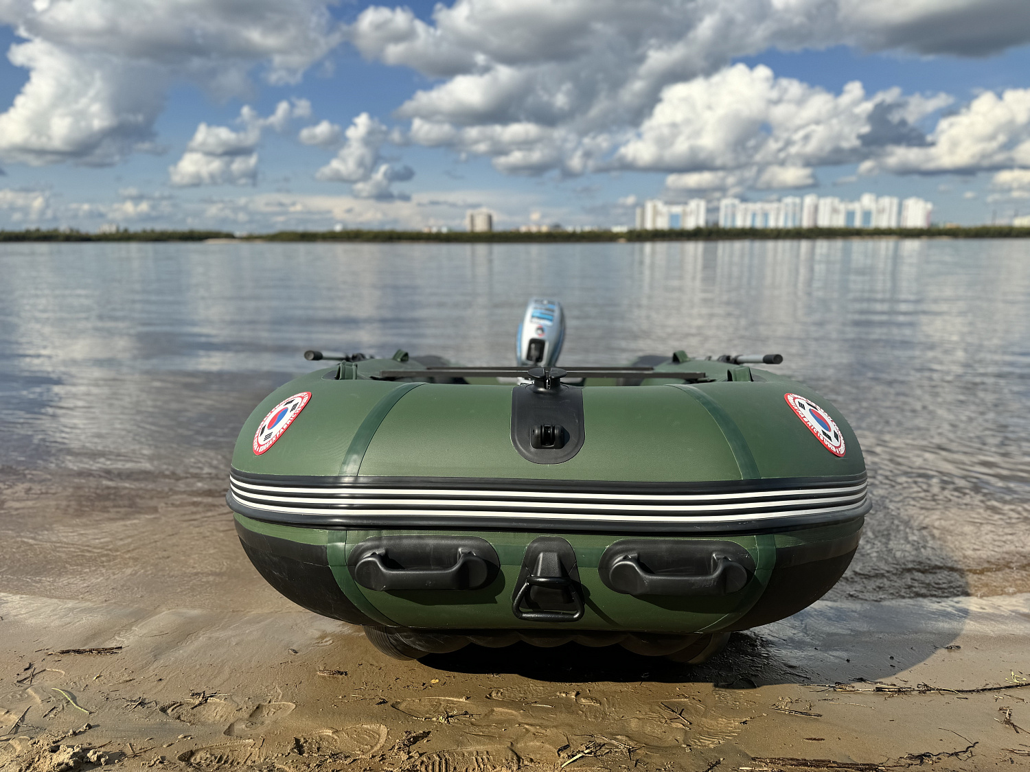 Лодка MISHIMO BIG FLOOR 420 в Подольске