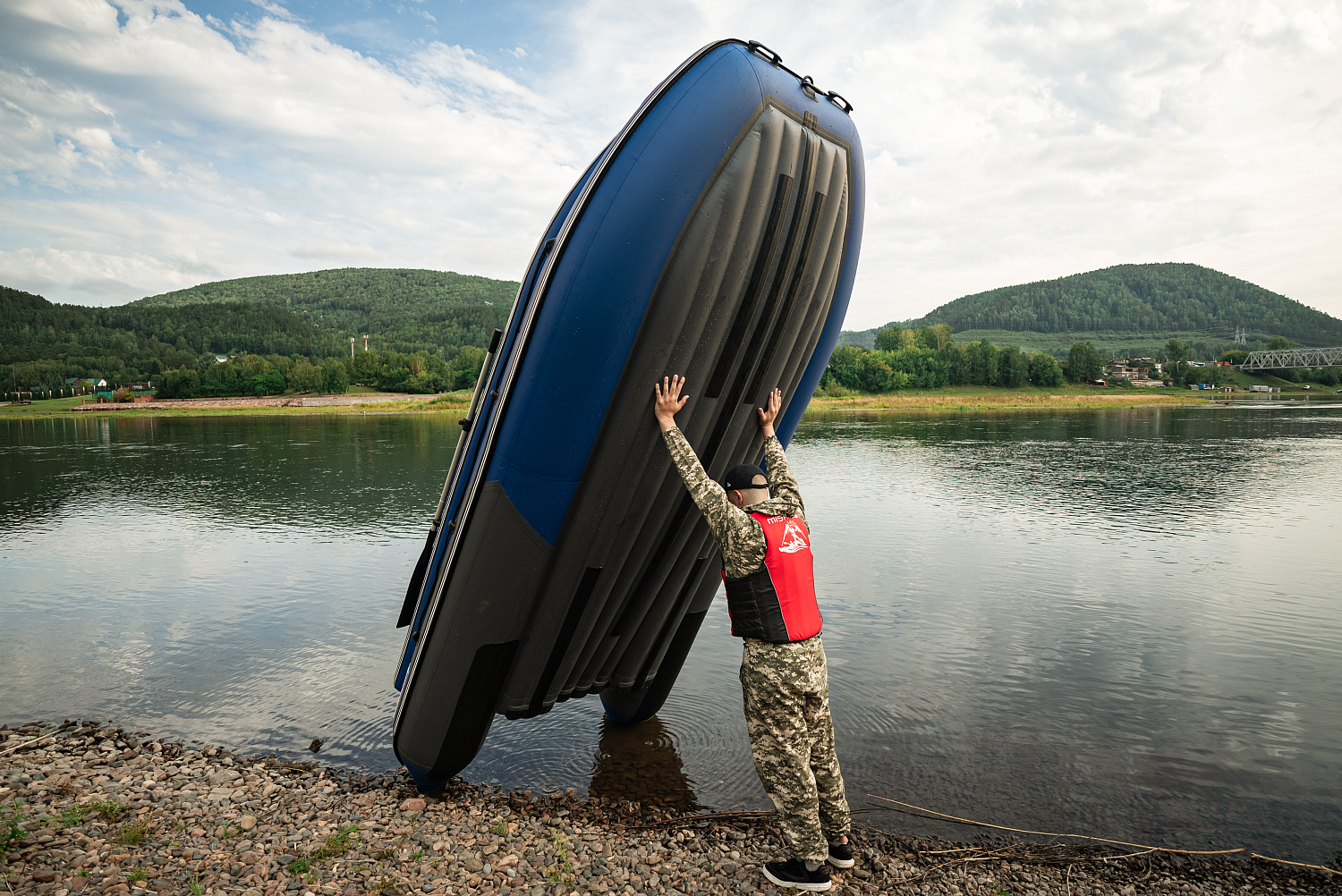 Лодка MISHIMO RIVER FJET PRO 400 под водомет в Подольске