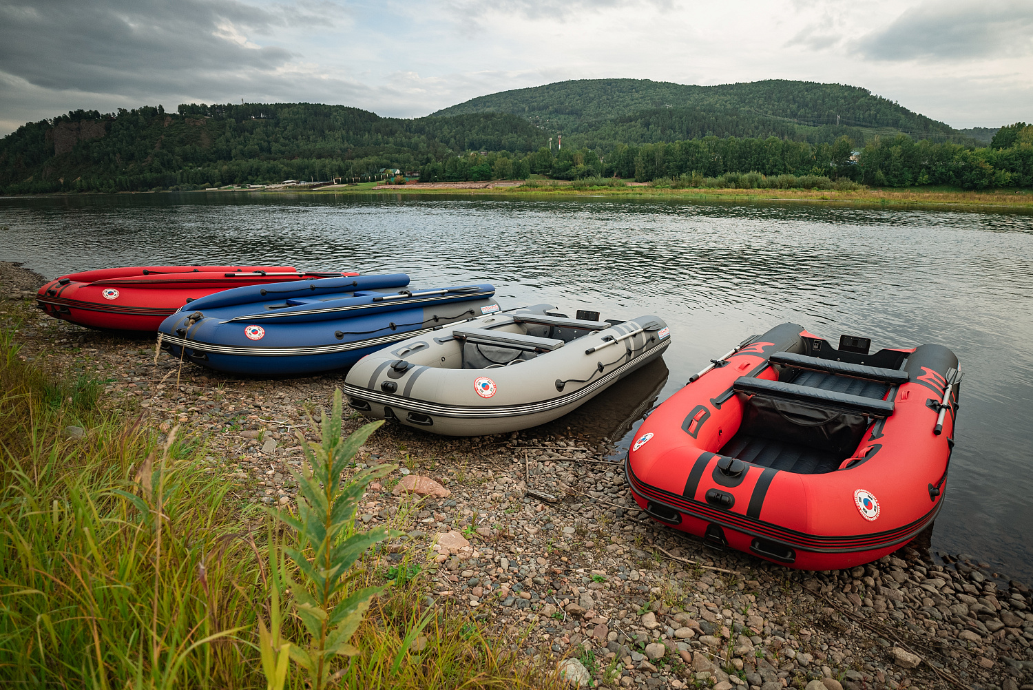 Лодка MISHIMO RIVER FJET PRO 400 под водомет в Подольске